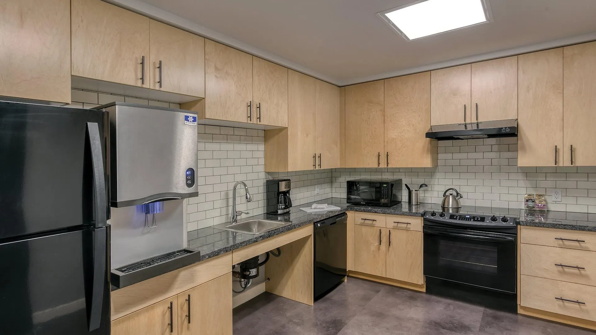 Worldmark Portland Waterfront Park