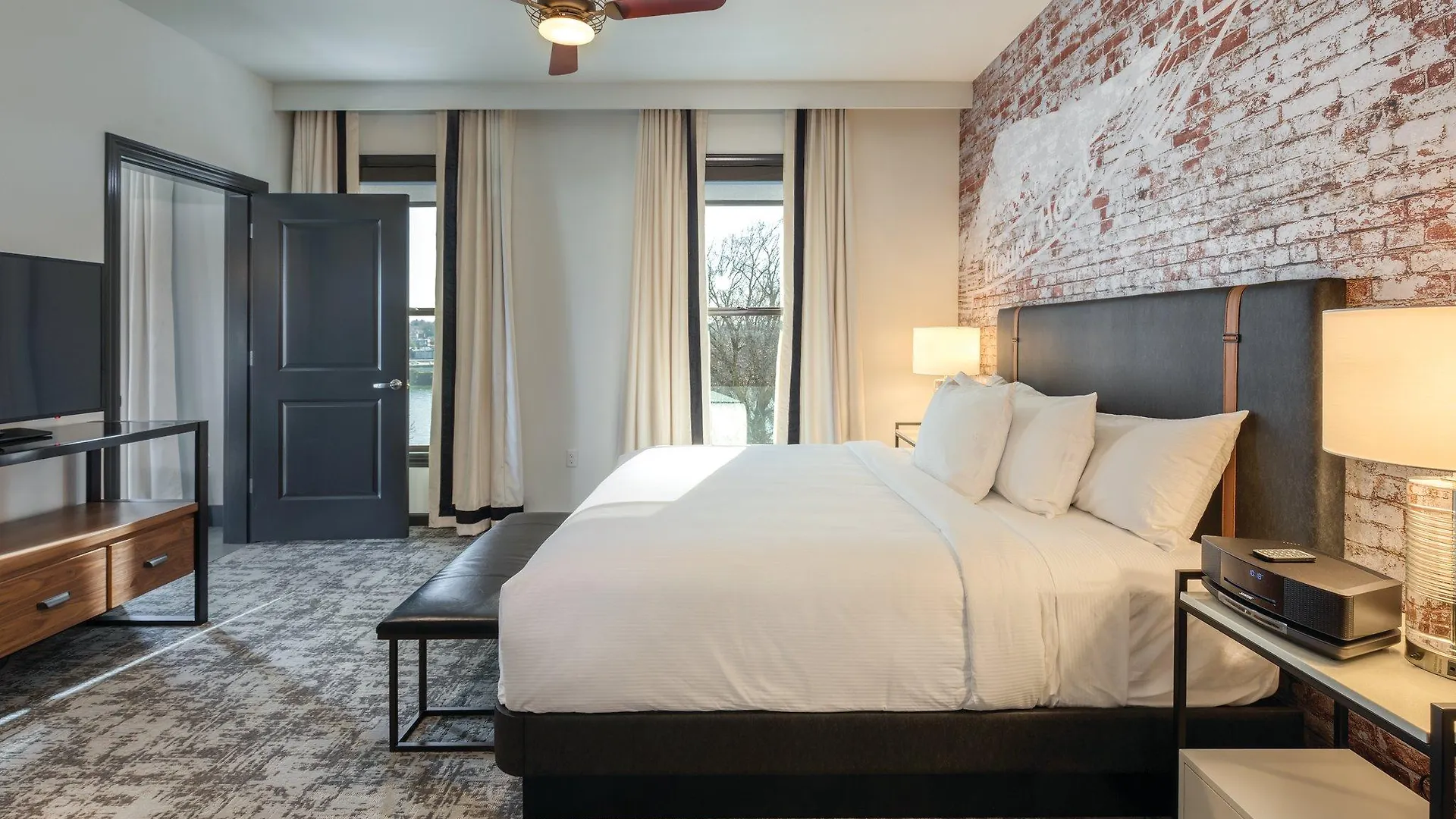 Worldmark Portland Waterfront Park Resort