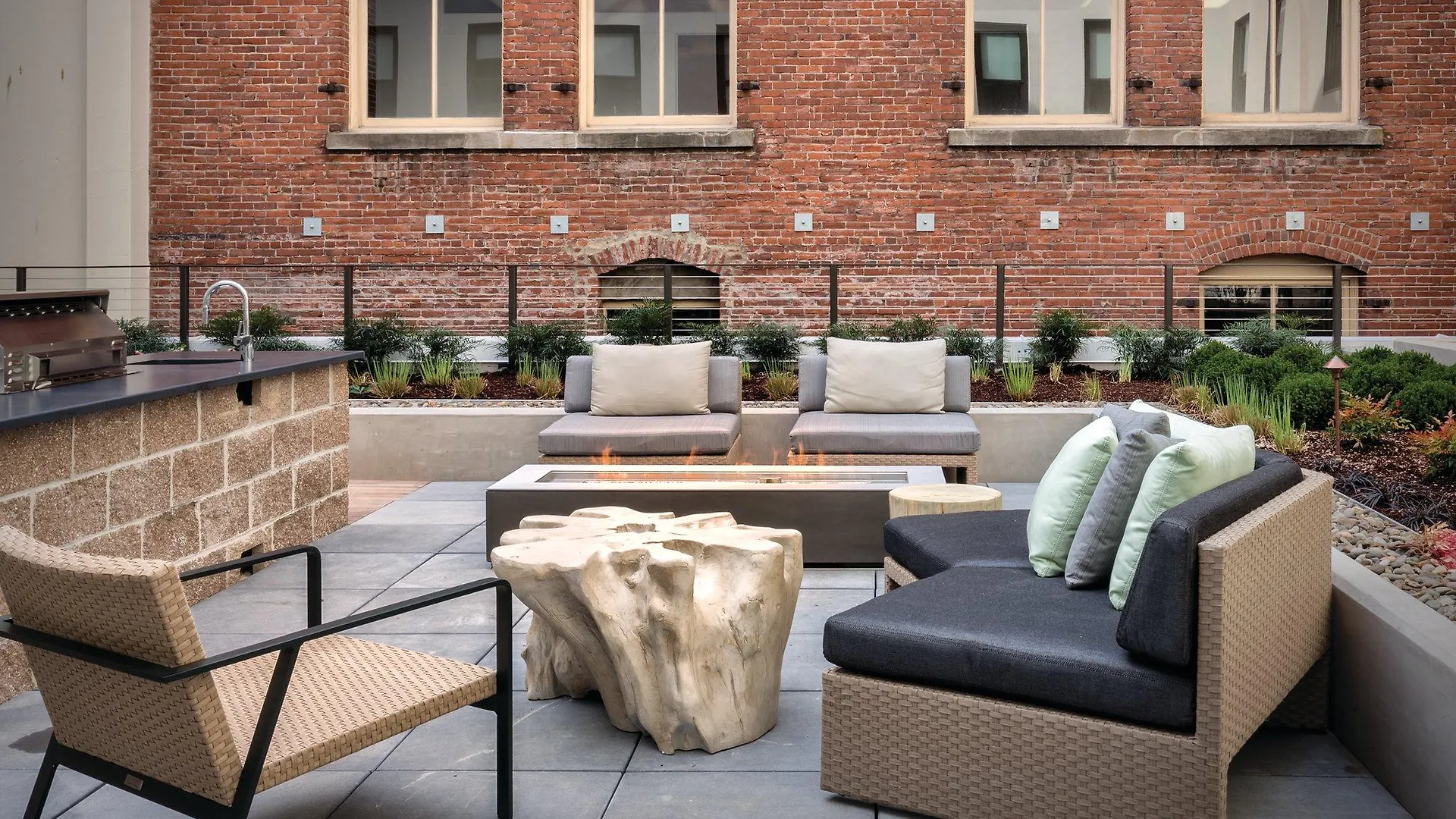 Worldmark Portland Waterfront Park 3*,  United States